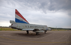 849699 Afbeelding van een Convair F-102A straaljager op het terrein van het Nationaal Militair Museum (voormalige ...